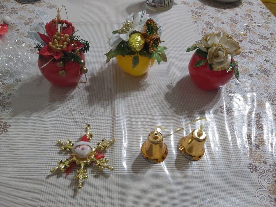 Ёлка игрушки герлянда