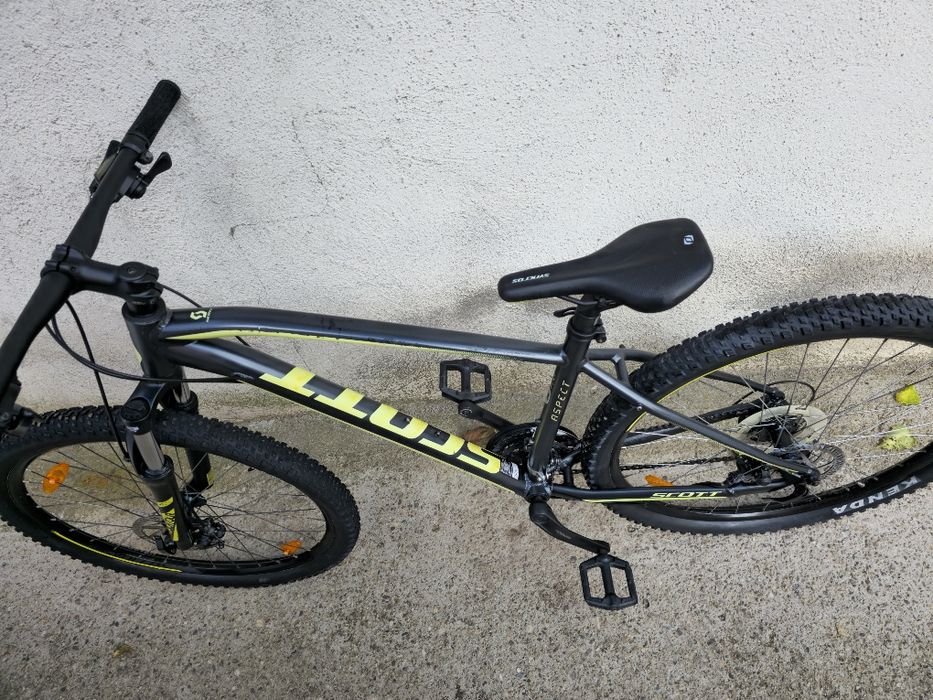 Scott Aspect 27.5 M размер Дискови спирачки 21 скорости Shimano Алумин