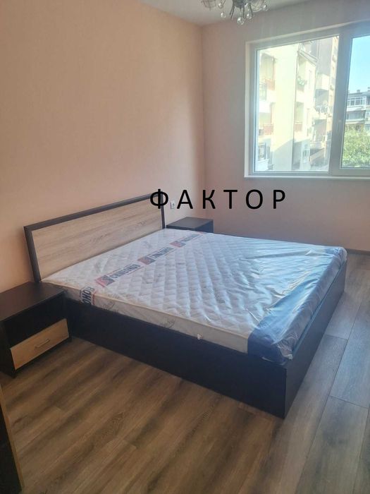 Дава се под наем Тристаен апартамент в Пловдив, Център - 110 кв.м за 600 € - Снимка #4