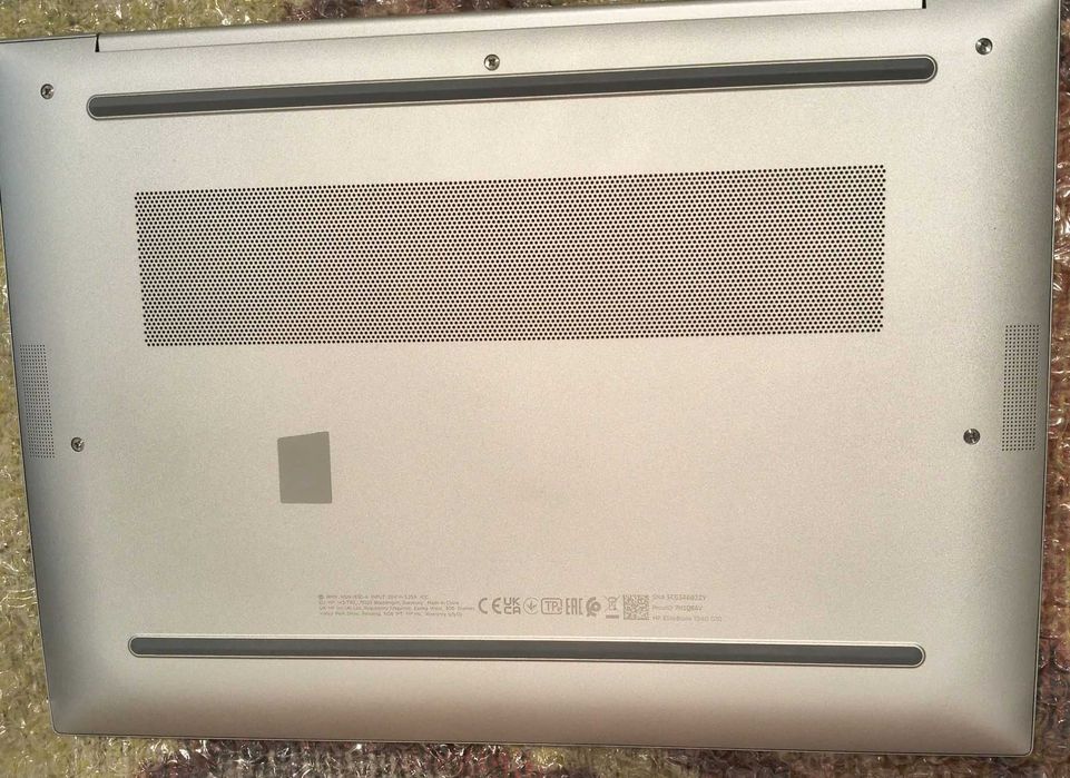 laptop hp elitebook g10 1040 i7 1370p 16gb ddr5 2tb ssd touch iris