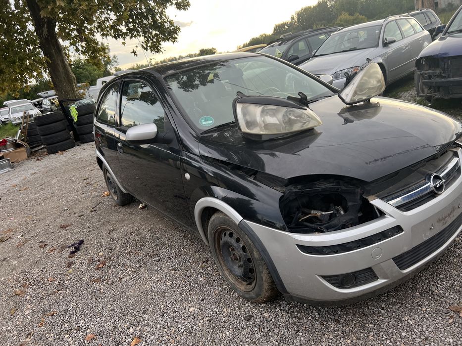 Опел корса ц 1.2 бензин само на части ок