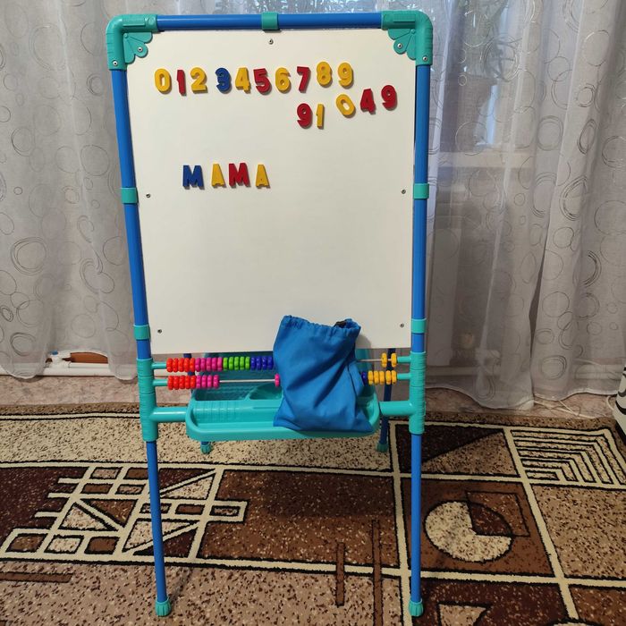 Растущий мольберт Nika Kids б/у