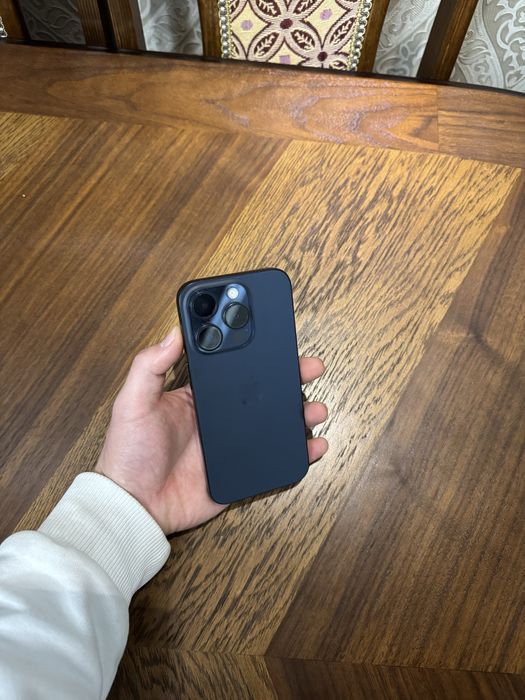Iphone 15 pro 256 gb идеальный