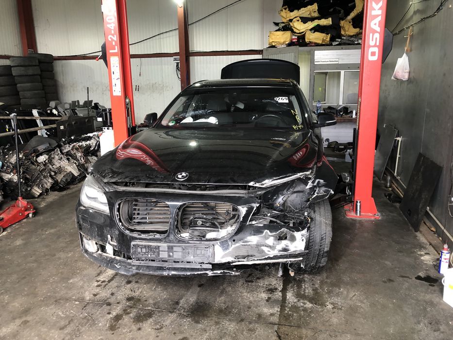 Bmw f01 750xd 381hp НА ЧАСТИ ( бмв ф01 750д 381 коня )