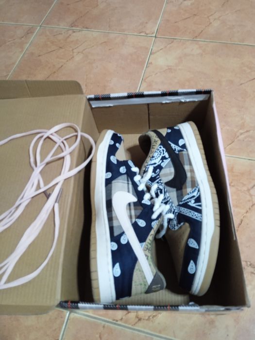 Nike кроссовки Трэвиса Скотта