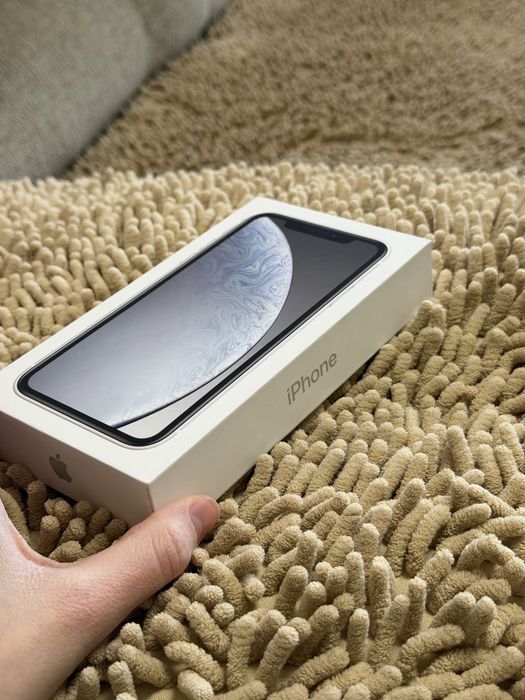 Продам iphone xr 128 gb