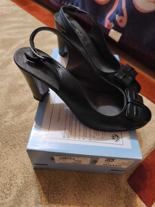 Pantofi dama tip sanda