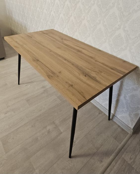 Стол кухонный (бесплатная доставка]