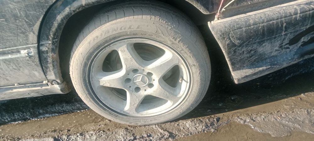 Продам титанки с резиной