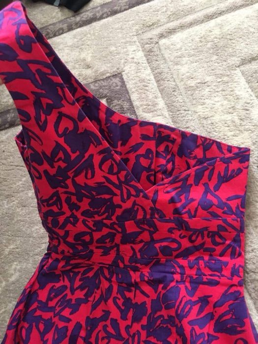 Lipsy rochie roz