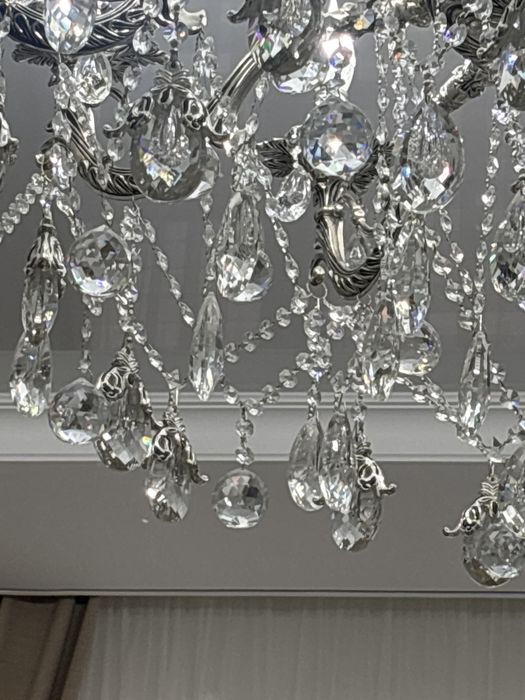 Люстра 10-рожковая