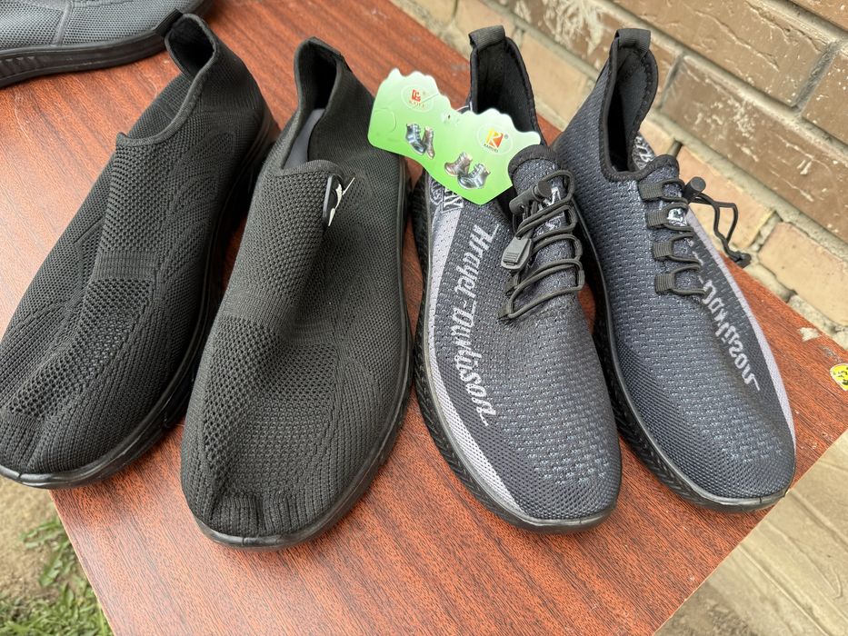 Продаются новые мужские кроссовки и слипоны