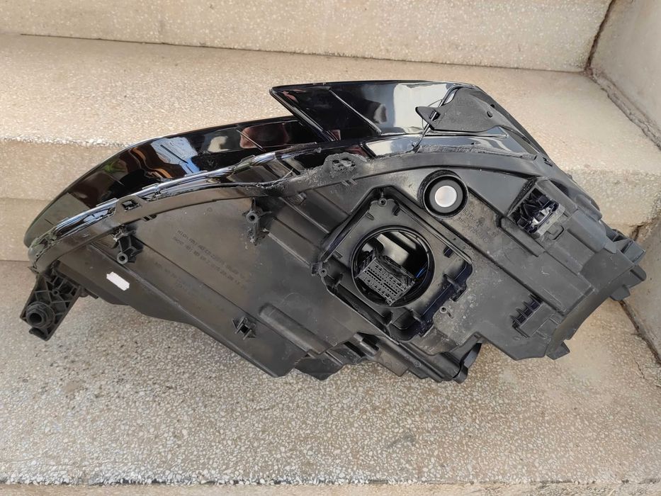 Фар Audi A3 S3 8Y LED ляв / Фар Ауди А3 С3 Оригинален