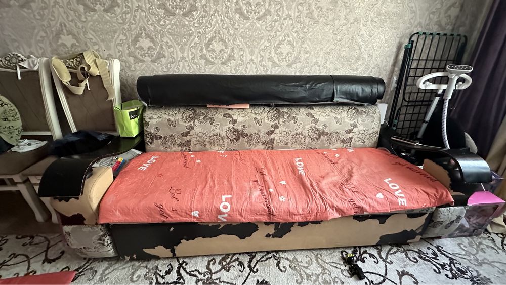 Диван для гостиной
