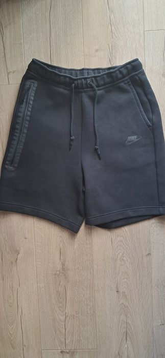 Nike tech fleece