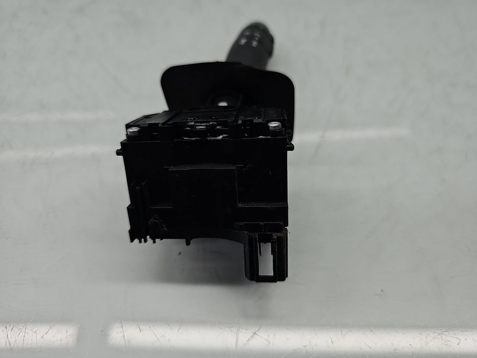 Maneta semnalizare Dacia Logan (LS) [Fabr 2004-2012] 8200792579