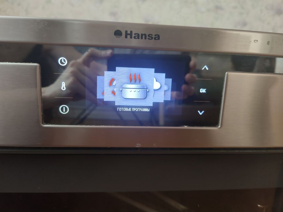 Духовой шкаф Hansa