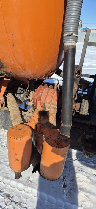 Екі машина катар сатылады