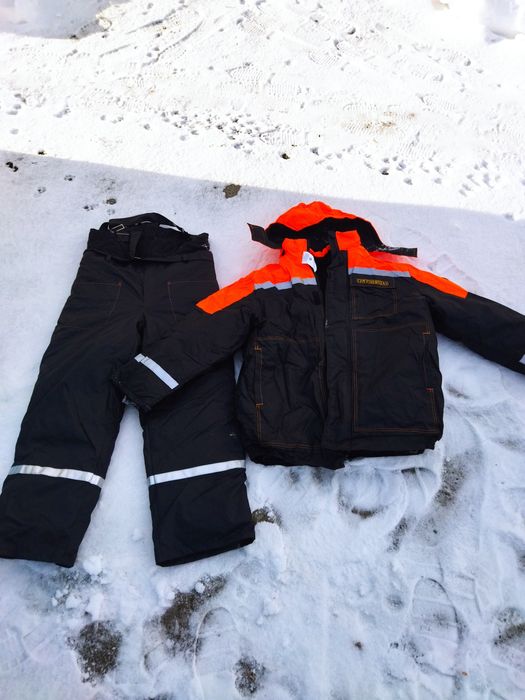 Продам зимнию спец. форму