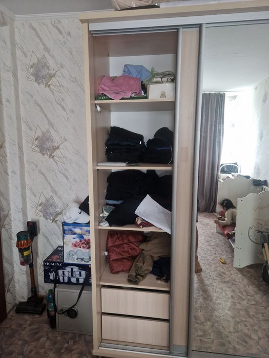 Шкаф продам большой