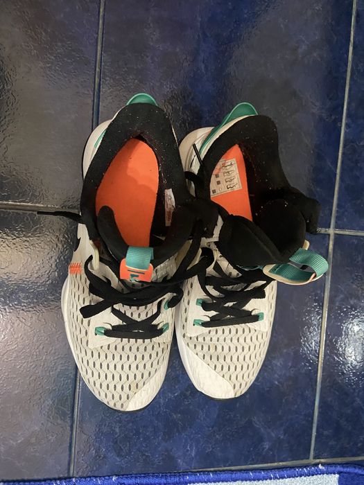 Nike LeBrone de vanzare