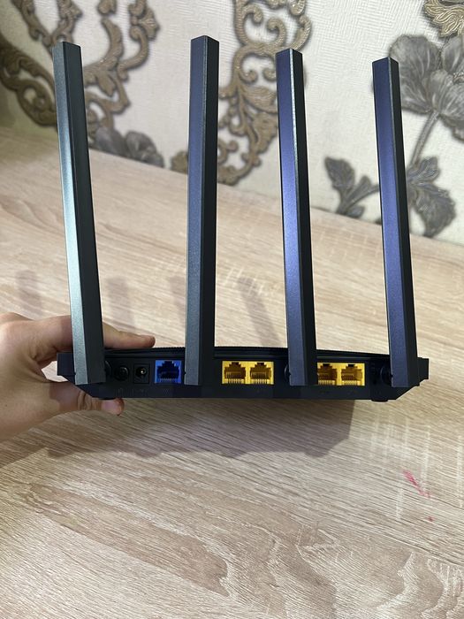 Wi-Fi router Archer C6 sotiladi.
