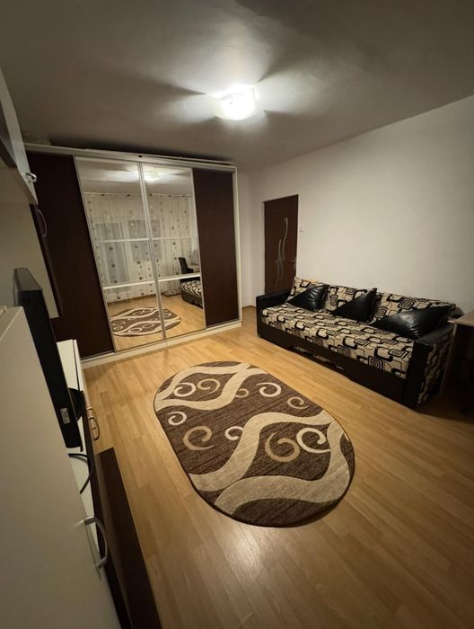 Apartament de închiriat