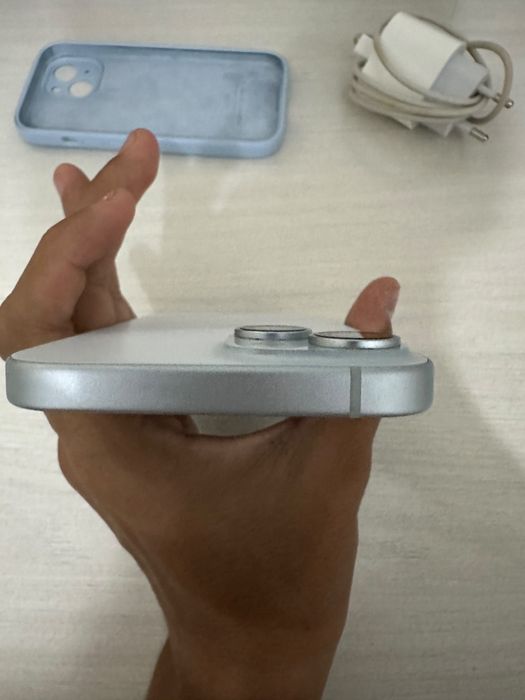 iPhone 15 86% 128 GB