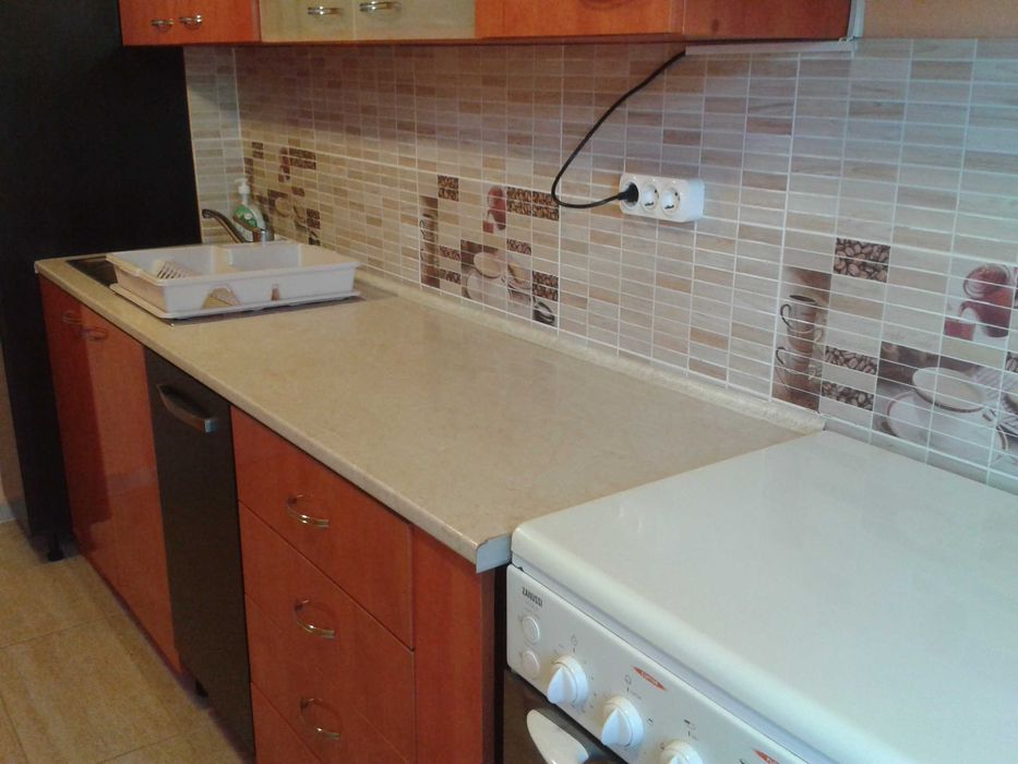 Ap. 3 camere decomandate 65 mp, 2 bai, balcon 4mp, Marasti 217000 euro