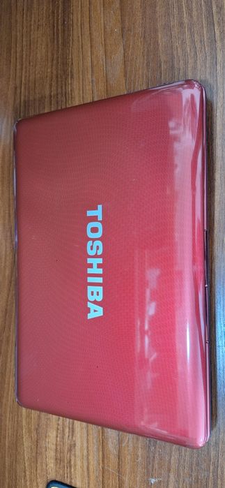 Toshiba netbuk i3