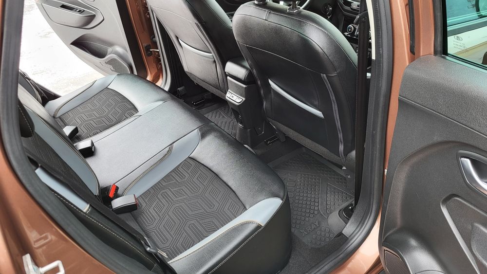 Продам Ладу XRAY CROSS