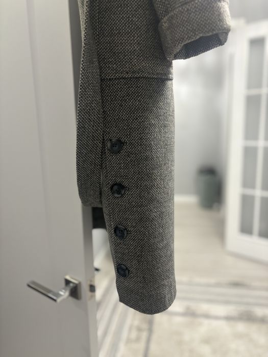 Пальто демисезонное