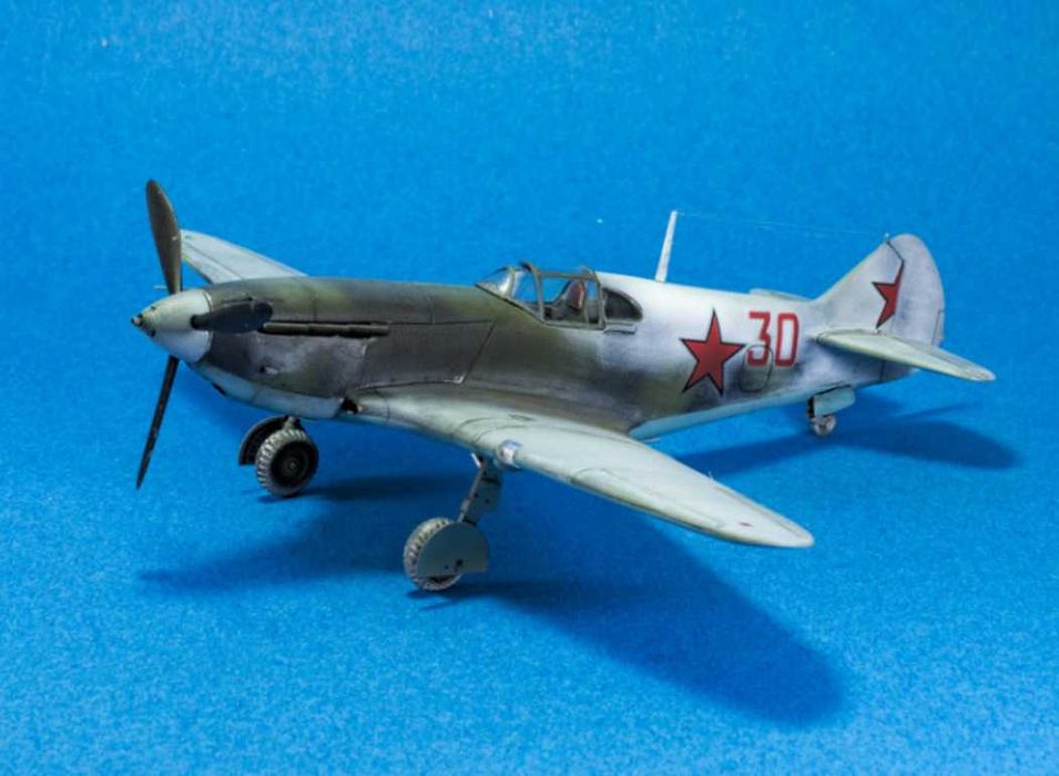 сборная модель самолёта ЛаГГ 1/72 РАРИТЕТ!