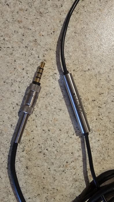 Слушалки RHA MA750i