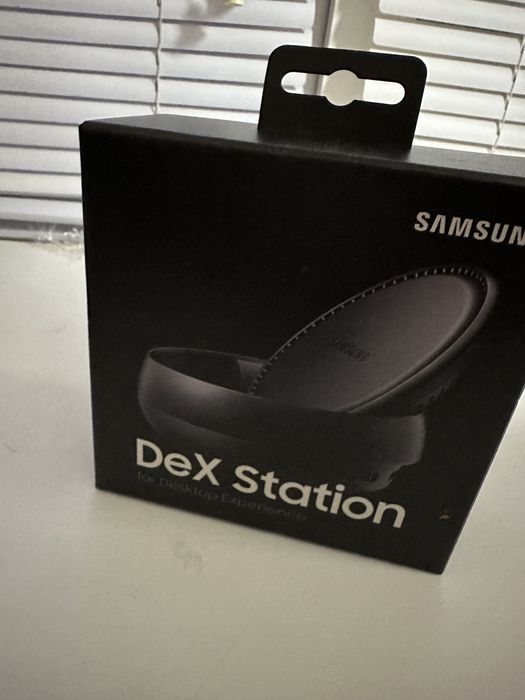 Продается док станция