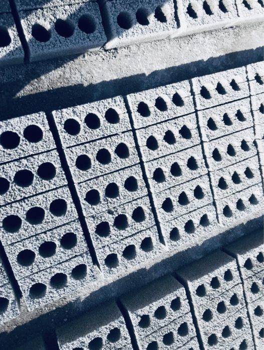 Продаётся шлакоблок (Shlakablok sotiladi 1800som)
