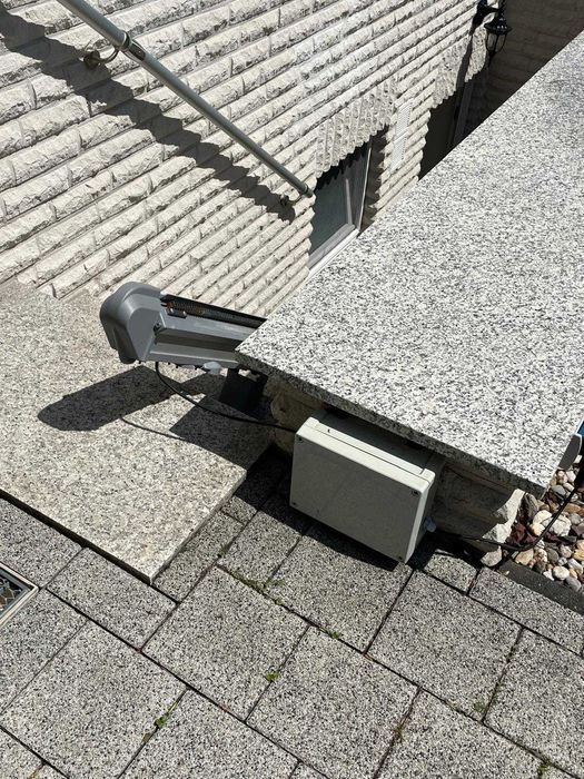 Lift pentru persoane cu dizabilitati