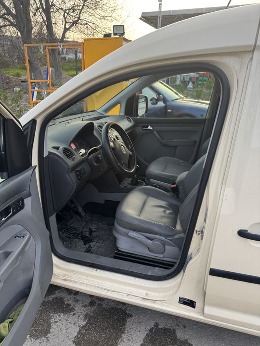 VW Caddy 1.6 бензин с газова уредба