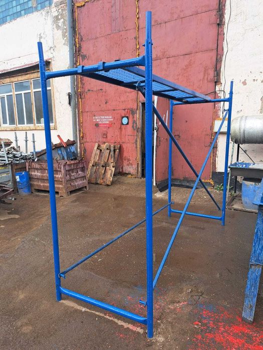 Строительные леса (Фасадные леса)