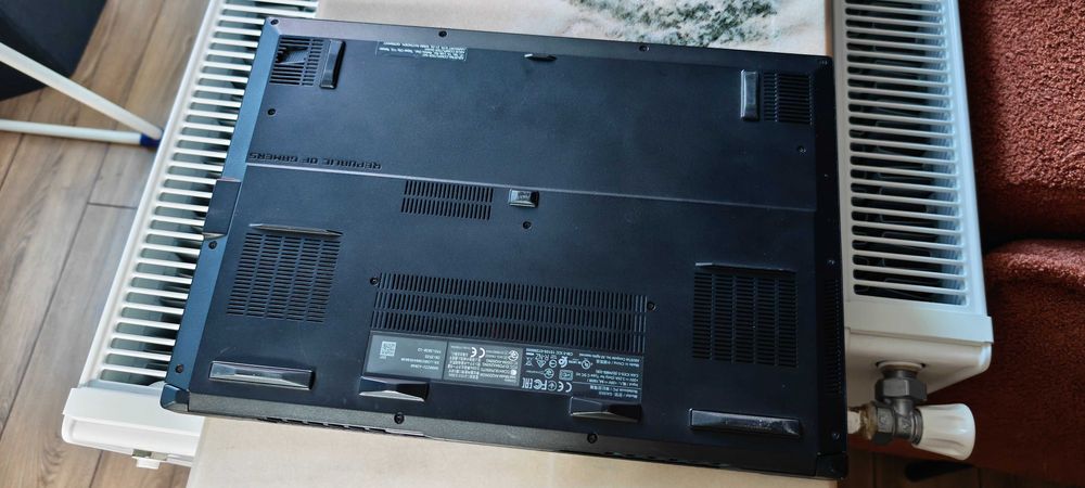 Laptop gaming Asus ROG Zephyrus G15 GA502IV-AZ040