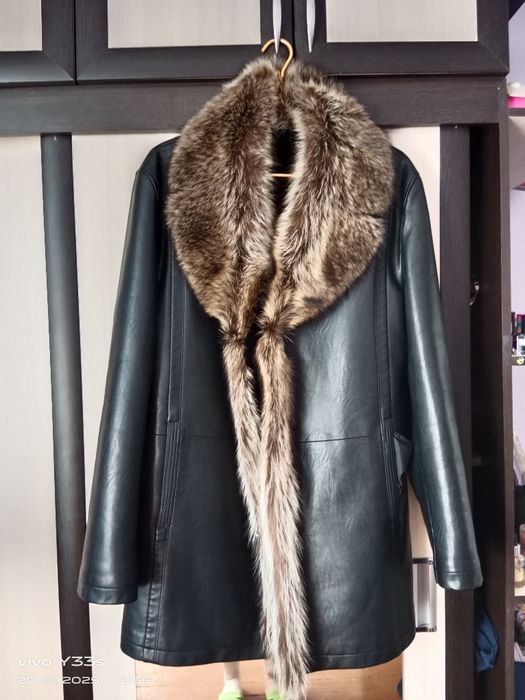 Продам две куртки