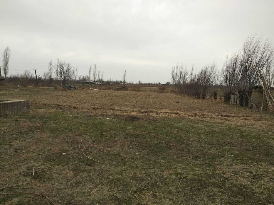 Yer uchaska sotiladi