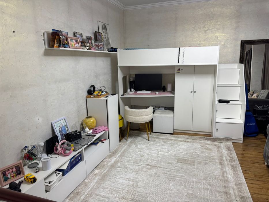 Продам спальный гарнитур + тв зона