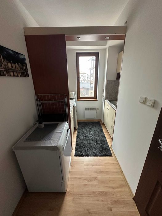 Тристаен апартамент под наем на отлична локация в Банско