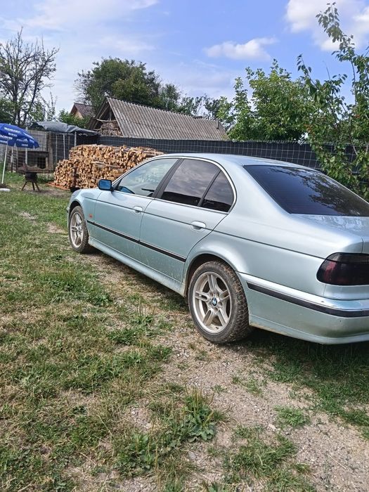 Bmw seria 5 e39 din 1999