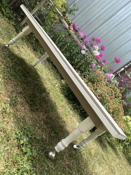 Журнальный столик