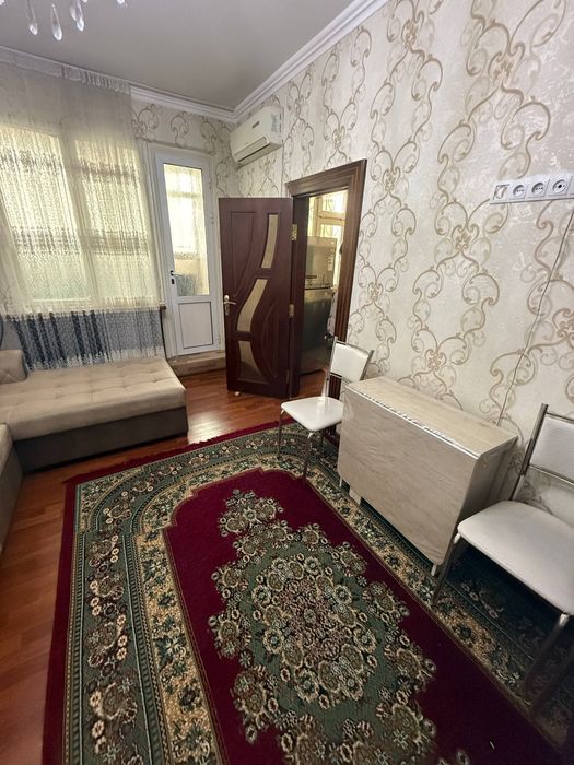 Сдаётся квартира Чиланзар 17 квартал 2/4/4 панель