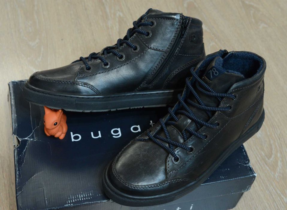 Bugatti 41 р. оригинальная обувь