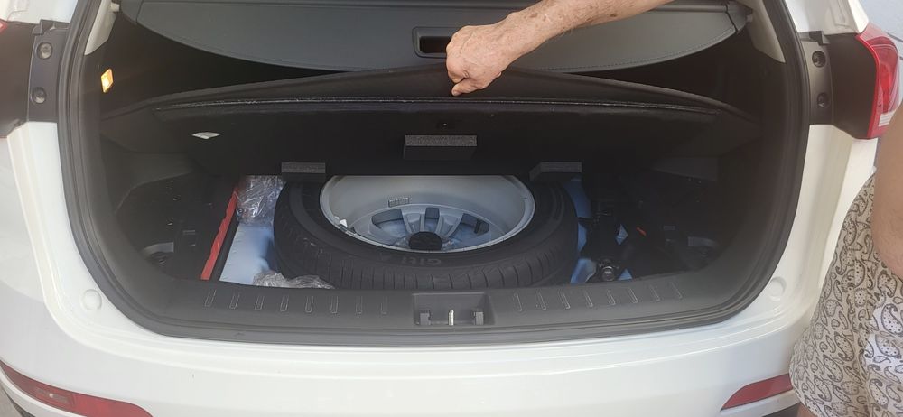 Продаётся почти новый автомобиль