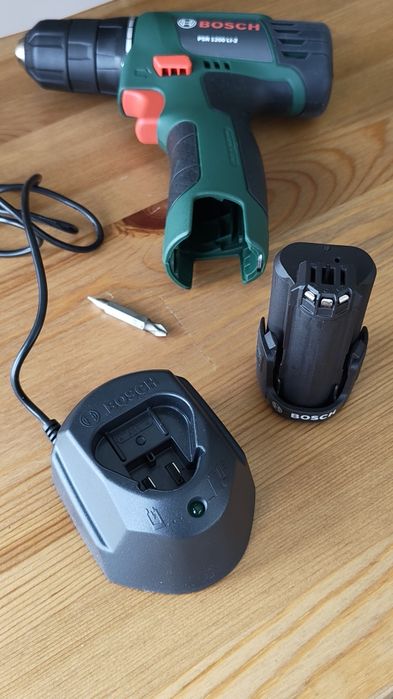 Акумулаторен винтоверт/бормашина BOSCH PSR 1200 LI-2. Като нов.